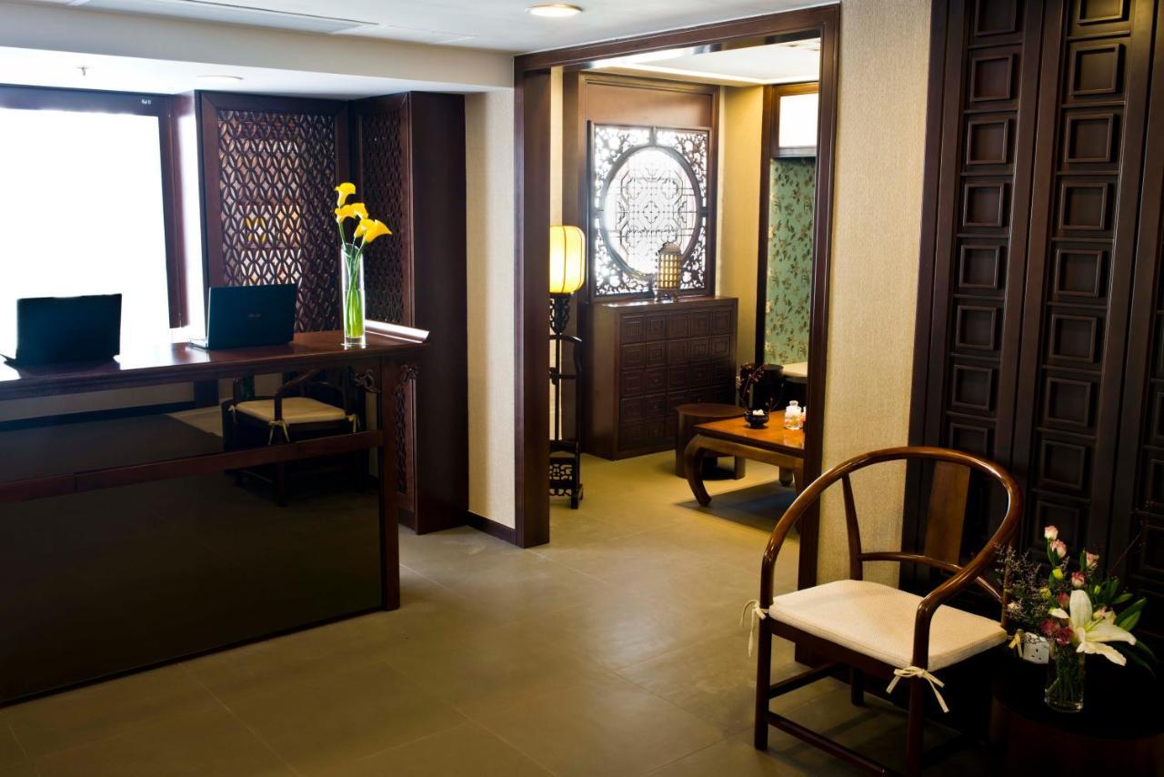 Heritage Lodge Гонконг Экстерьер фото