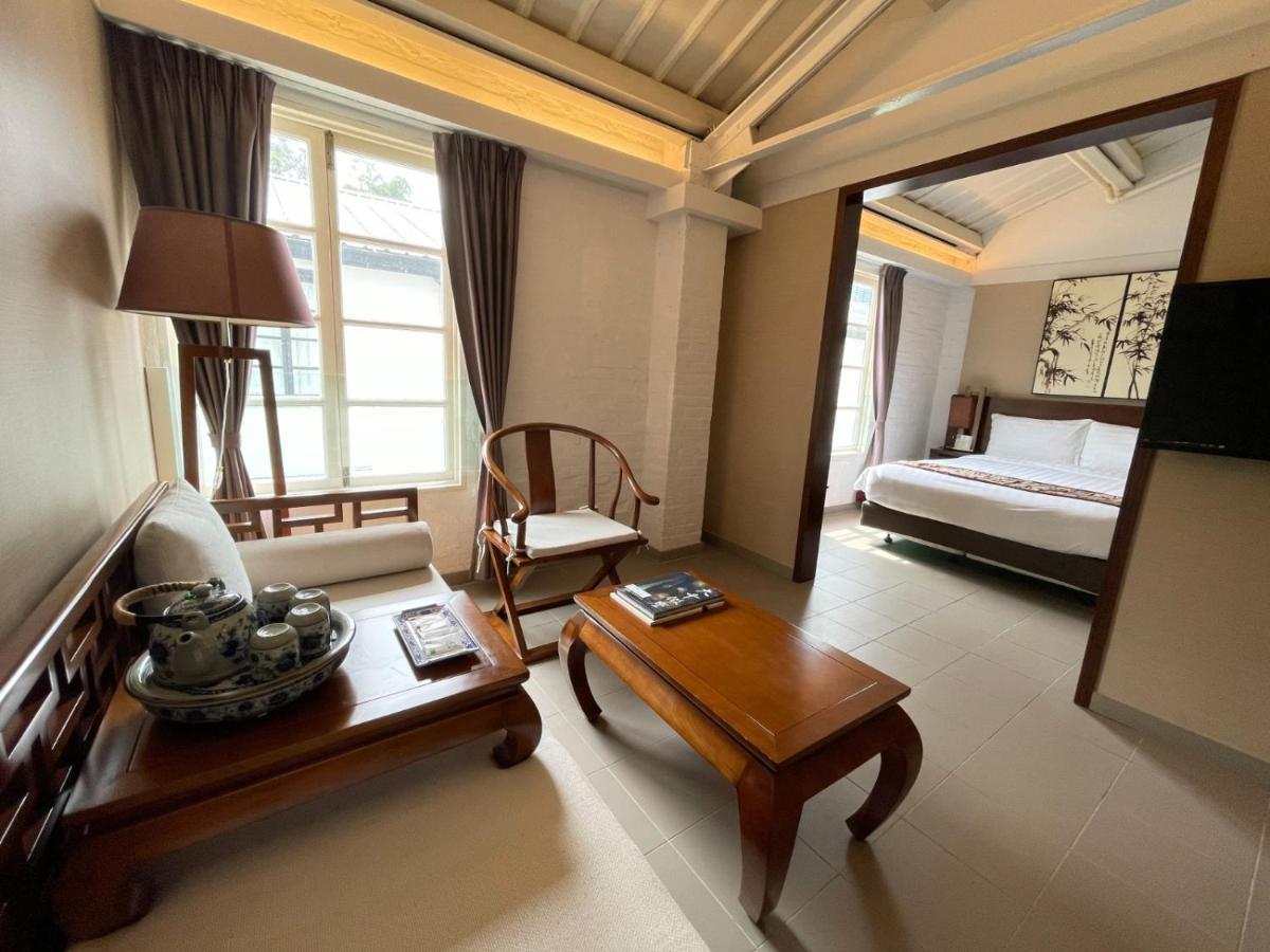 Heritage Lodge Гонконг Экстерьер фото